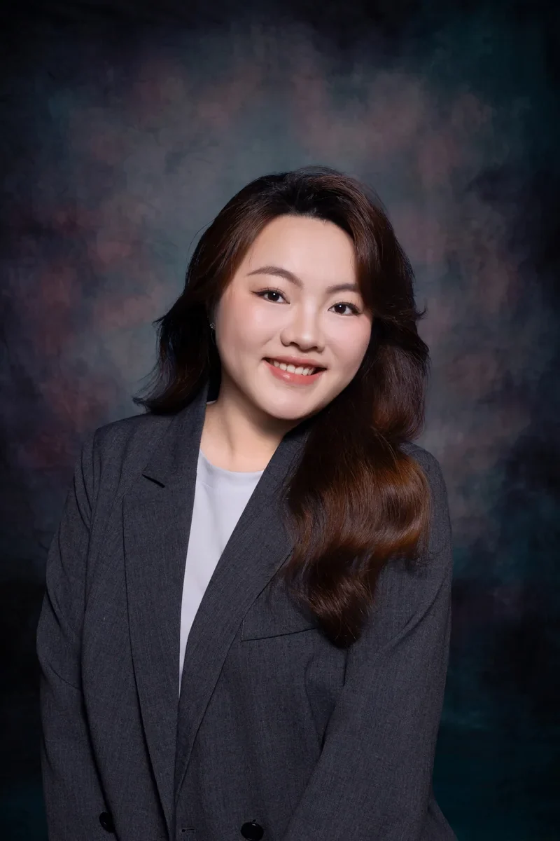 Luo Stephanie